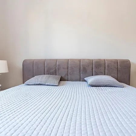 Apartment Aquarius By Q4Apartments